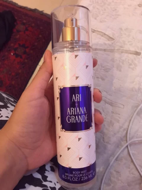 Ari by Ariana Grande Body Mist Spray 8 OZ